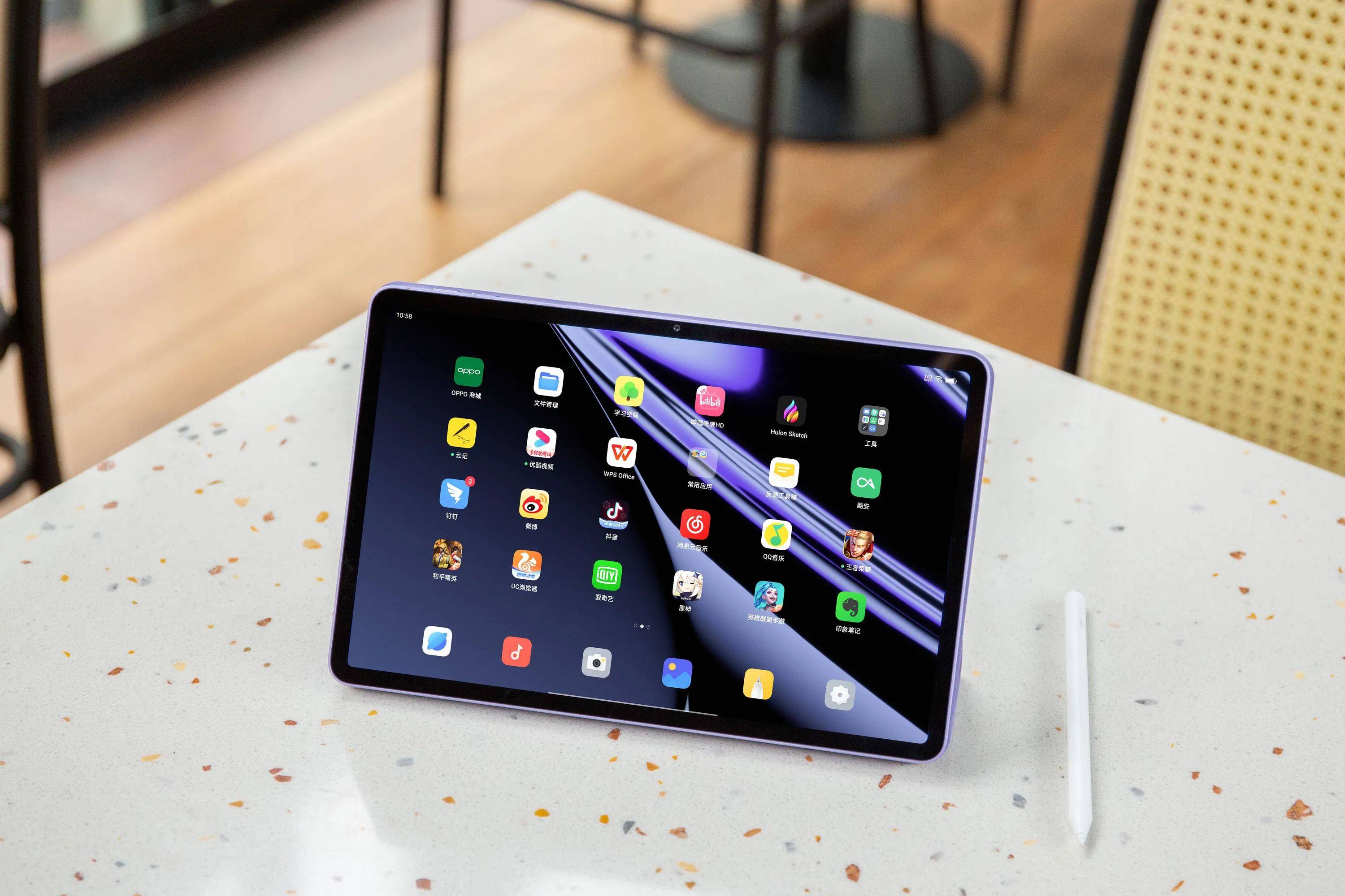 OPPO Pad极光紫图赏：120Hz高刷带来顺畅生产，颜值让人爱不释手