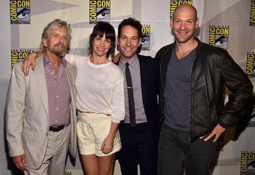 复合|31岁结婚,老公56岁,分居又复合,169cm美艳硬核凯瑟琳泽塔琼斯