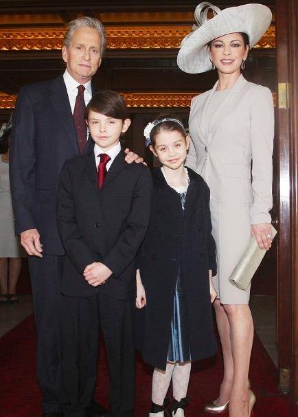 复合|31岁结婚,老公56岁,分居又复合,169cm美艳硬核凯瑟琳泽塔琼斯