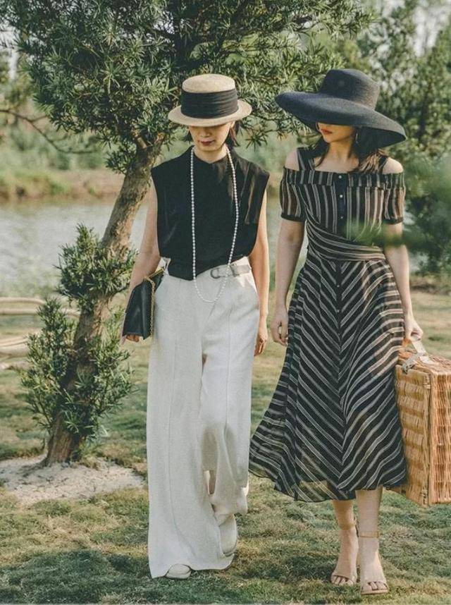 颜色 三木妈妈好品位,年近60,美丽不减