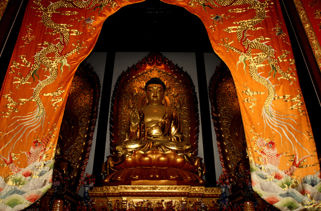 原创为何寺庙中都有大雄宝殿它究竟是做什么的听听导游怎么说