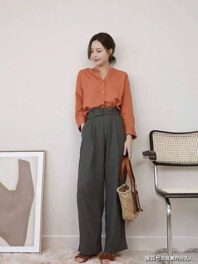 关键 50+女性穿阔腿裤时，如何避免廉价感?这“3不要”很关键