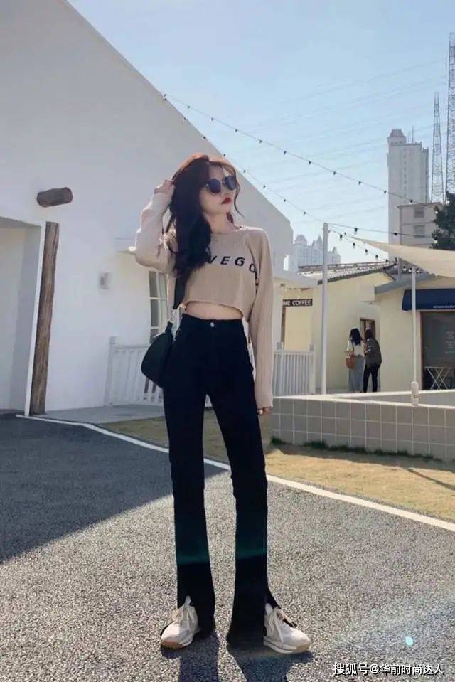 亮点 今年这条“瘦瘦裤”火了,跟风衣、西装都很合拍,时髦有气质