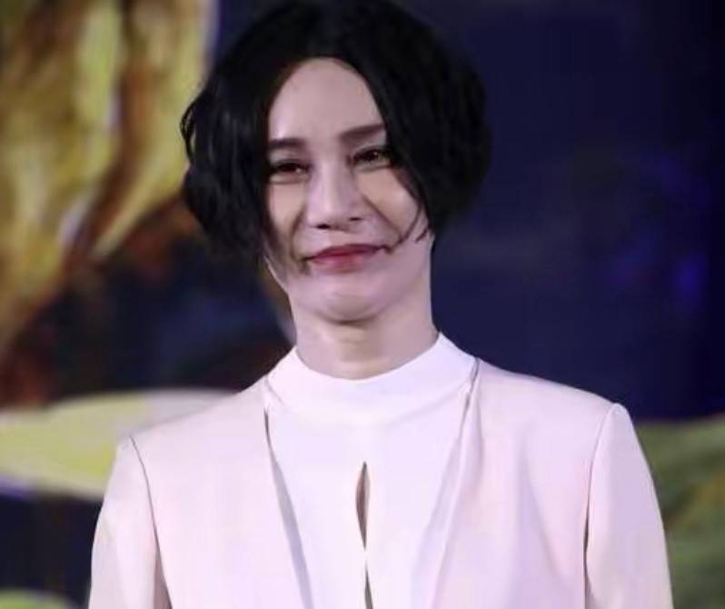 名字面部“爆改”后的7位女星，不说名字你还能认出来吗？