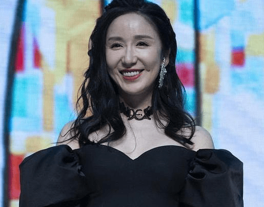 名字面部“爆改”后的7位女星，不说名字你还能认出来吗？