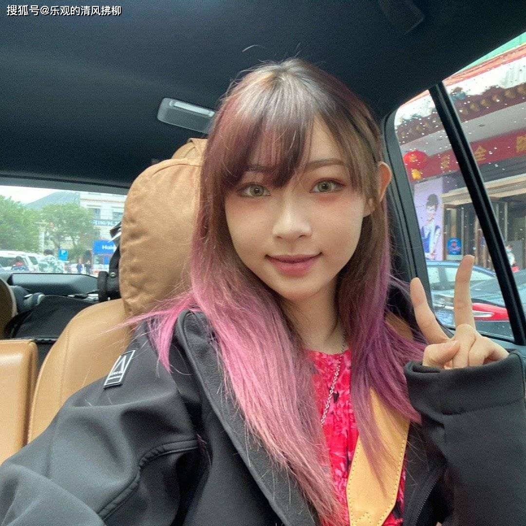 国际网红头像 f91d0845fd4e4c4986d922ec694ee3ff.jpeg