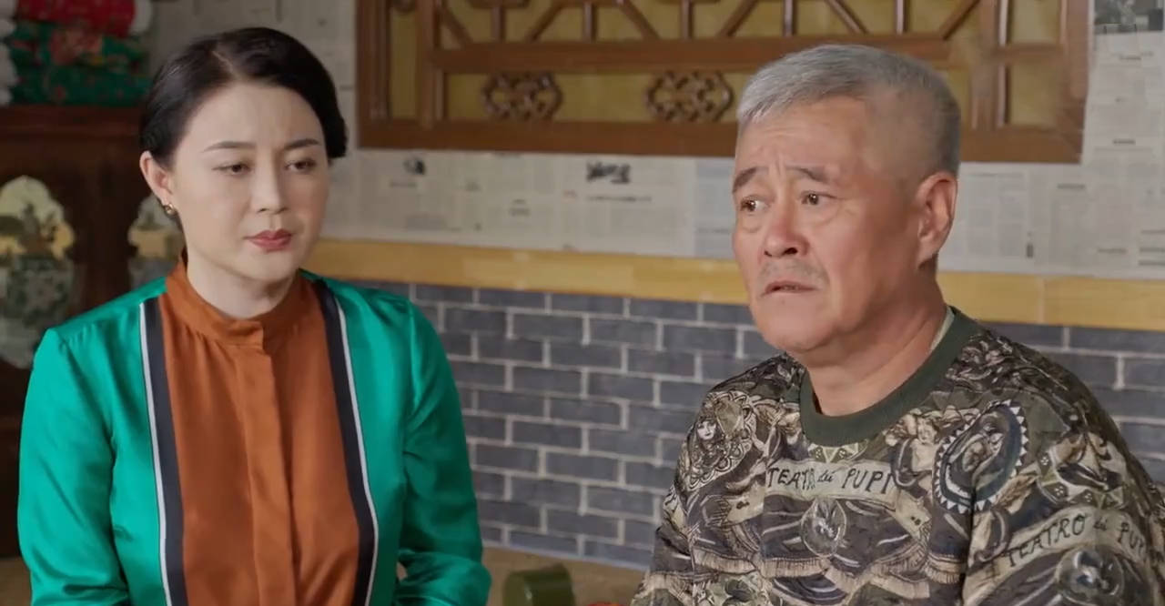 关婷娜:化妆师出身,21岁被赵本山相中变成演员,今39岁仍未婚_电视剧