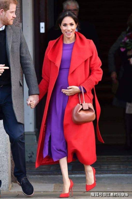 原创红配紫真的难驾驭梅根穿得土味十足戴安娜才是高级名媛范