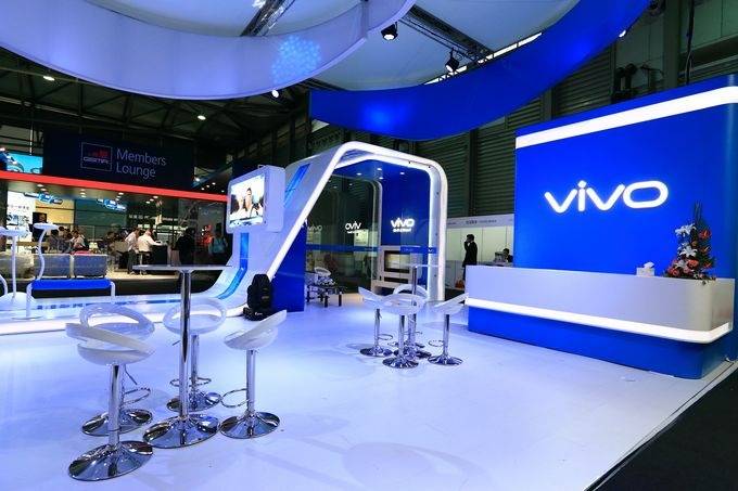 Vivo|人人租|Vivo新机曝光，7英寸巨屏，超声波屏下指纹，定位超高端市场