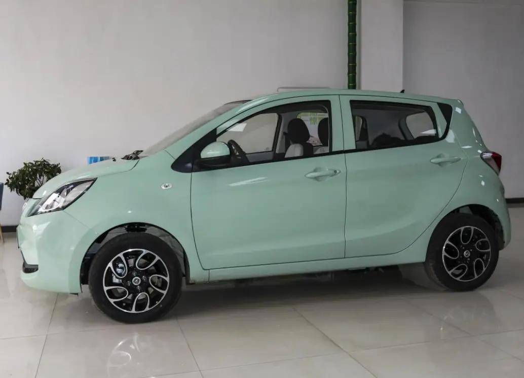 301公里续航省钱方便的便宜代步车实拍奔奔estar