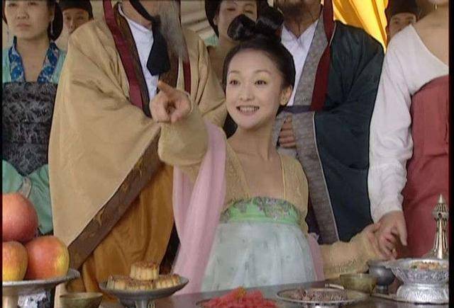 因为|豆瓣9.1，硬性“装嫩”的国产剧都来学学，多找个演员不会亏