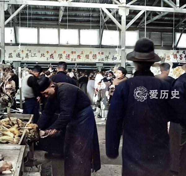 不复存在的东单菜市场民国时的珍贵彩照 承载了几代北京人的回忆_食材_外国_牌楼