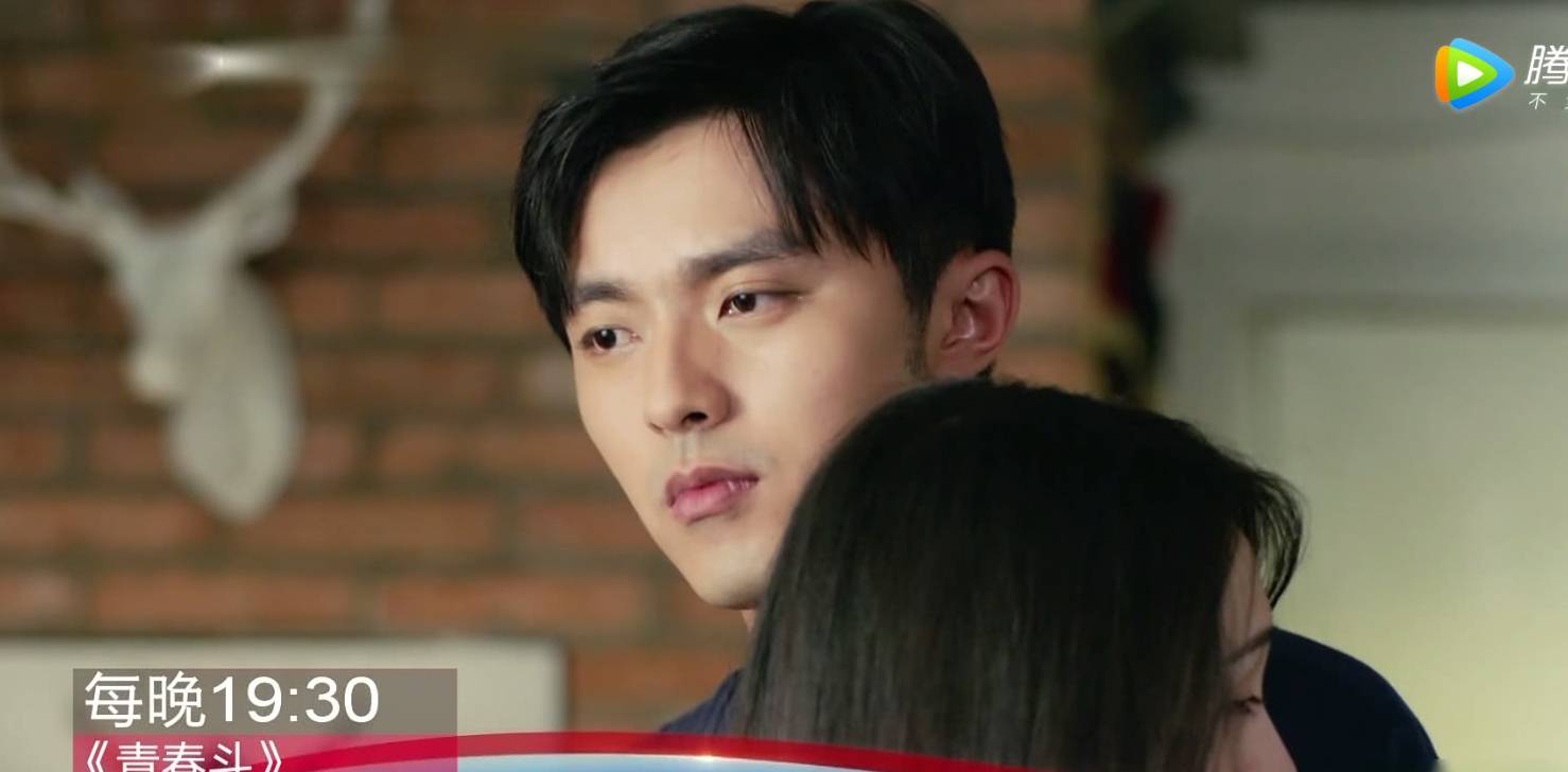 庄毅劈腿,抛弃向真,向真再次失恋,竟转身投入他的怀抱!