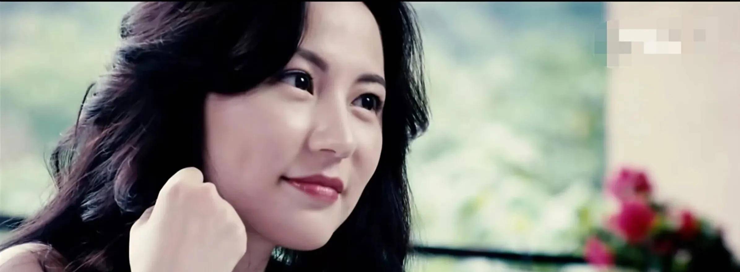 华泉|《浮城大亨》：透过一个人的成长史映射出香港这座浮城的寻根之路