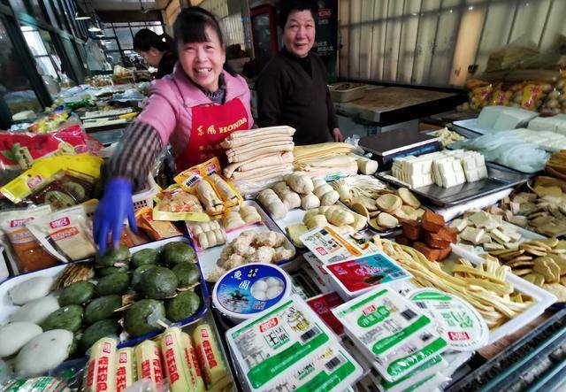 因为|去菜市场买菜,这6种蔬菜不要随便买,菜贩子:从不给家人吃