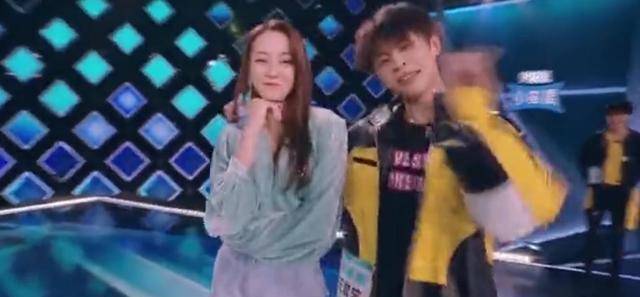 因为|为比赛错过妹妹成年礼,拳击比赛碾压张大大,却沦为洗白工具