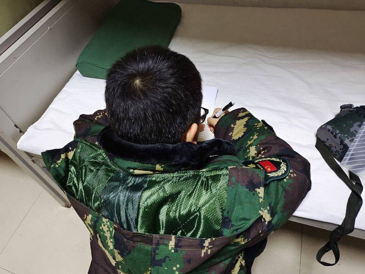 跨立|小战士精彩蜕变,尽显飒爽英姿