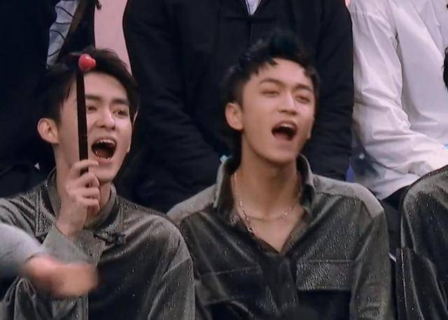 因为|为比赛错过妹妹成年礼,拳击比赛碾压张大大,却沦为洗白工具