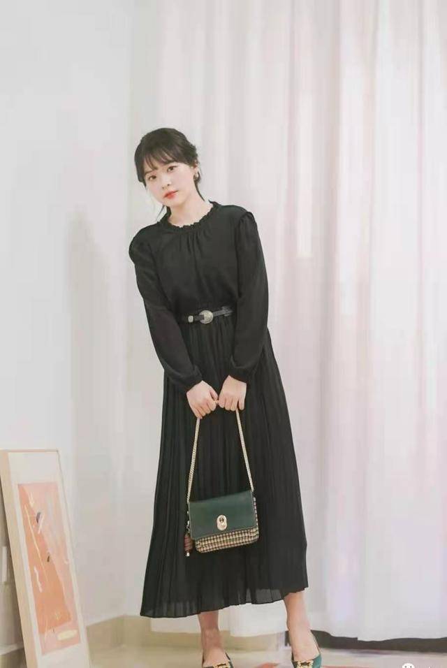 优衣库 8件单品搭配出10套look，适合上班和通勤