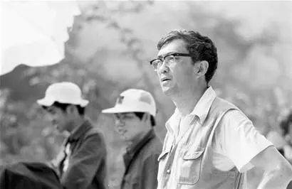 电影|名导谢晋:4个孩子3个傻,唯一正常的儿子却英年早逝?