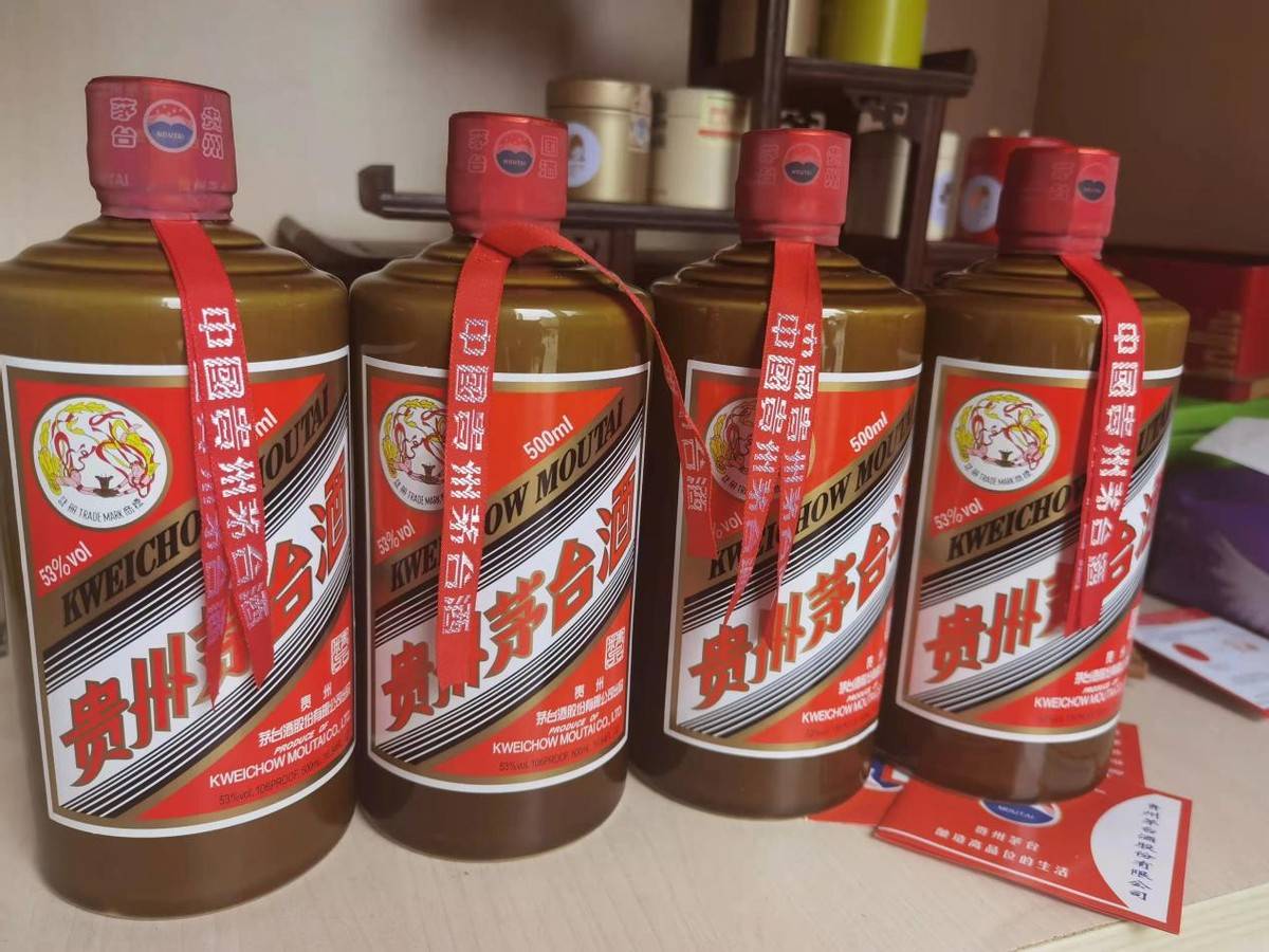 "景芝酒;还有贵州酱香,安徽兼香,河北老白干……但不知道大家发现没有