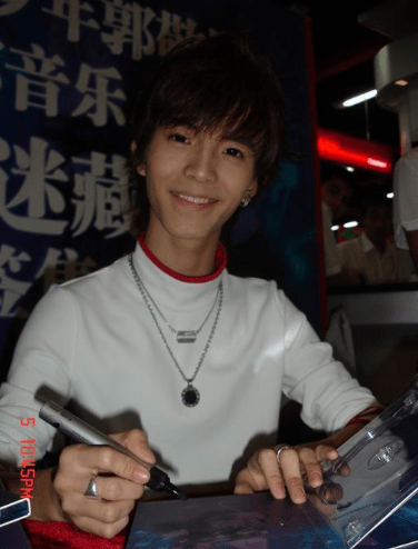 作文|从最年轻的畅销作家到如今的“抄袭大王”，郭敬明的结局早已注定？