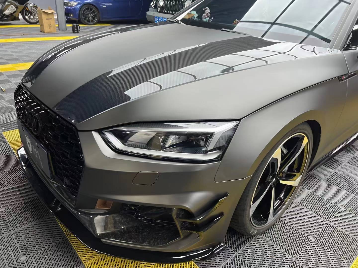 菲卡改色膜颜色暗影灰西装暴徒奥迪rs5