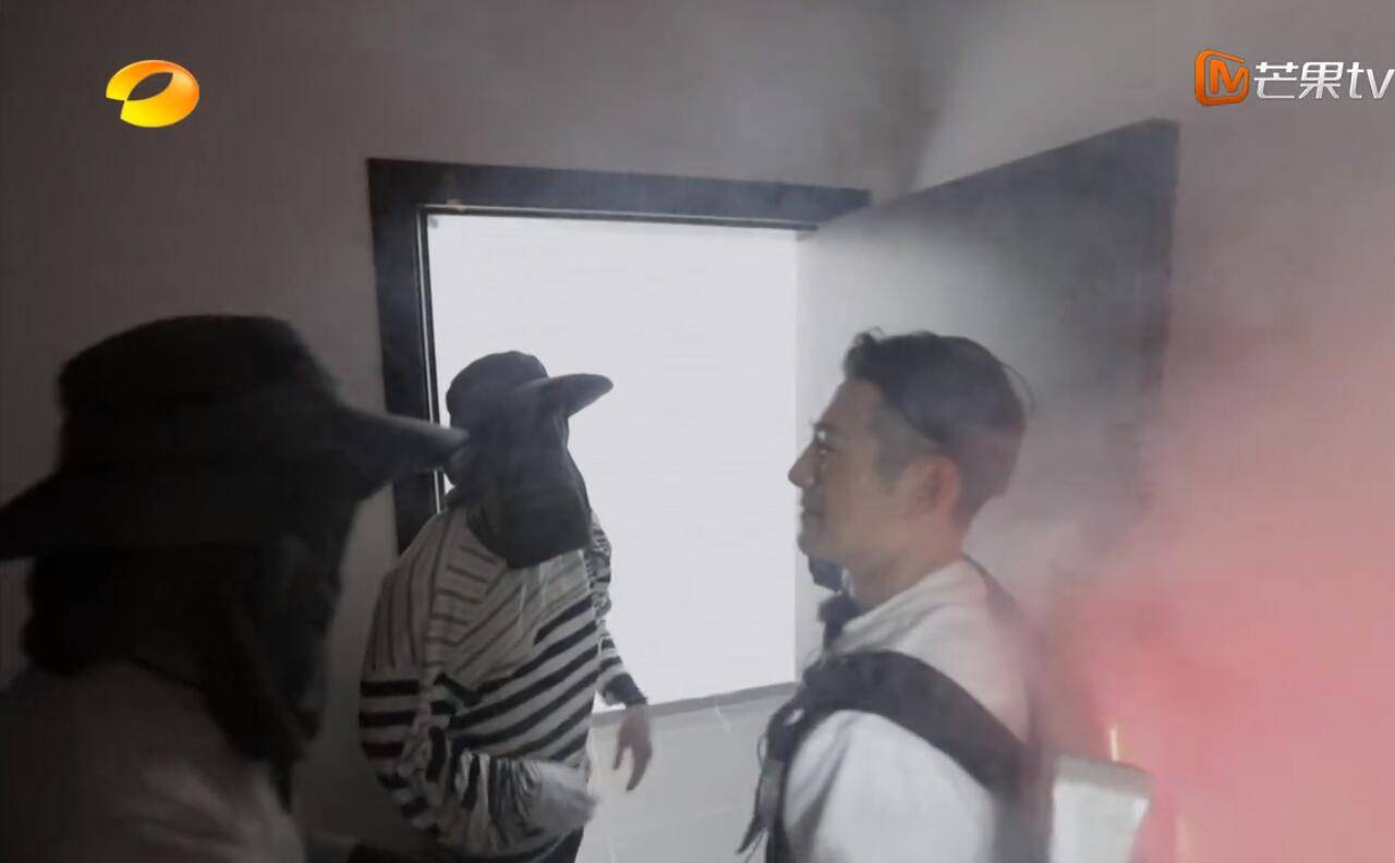 曾舜|宋威龙的“新玩法”再次刷新了观众的底线，这档综艺被“玩废了”？？