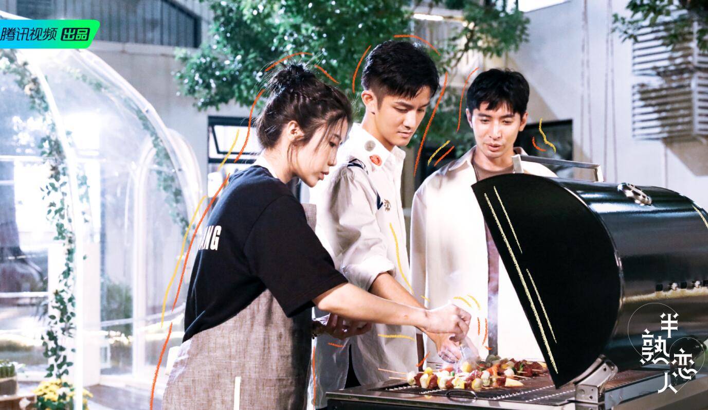 节目组|不要吵了！其实罗拉俞悦王能能的三角恋并不复杂，节目组早已暗示！！