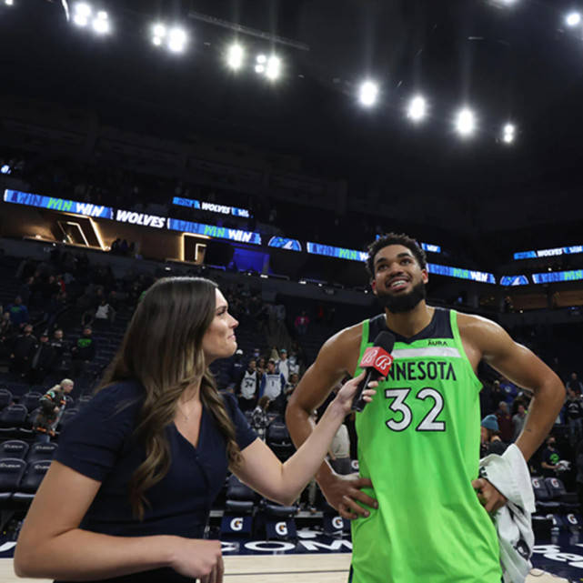 唐斯|NBA第三中锋绝了！单场爆砍60分 一战比肩奥尼尔