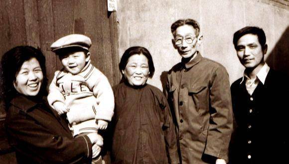 马三立23岁时得了重病中医让家属准备后事多亏二哥出手相救