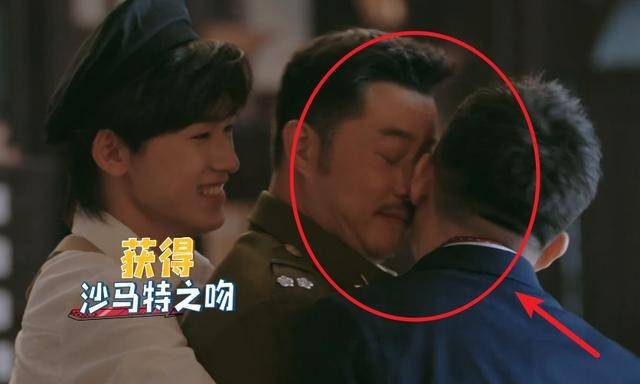沙溢|孙红雷对沙溢的影响有多大?为了向他看齐,沙溢每期都“偷”东西!!