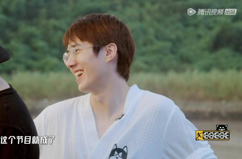 因为|两次爆梗的提议都被拒，到底是刘昊然太过分还是邓超陈赫太保守？？？