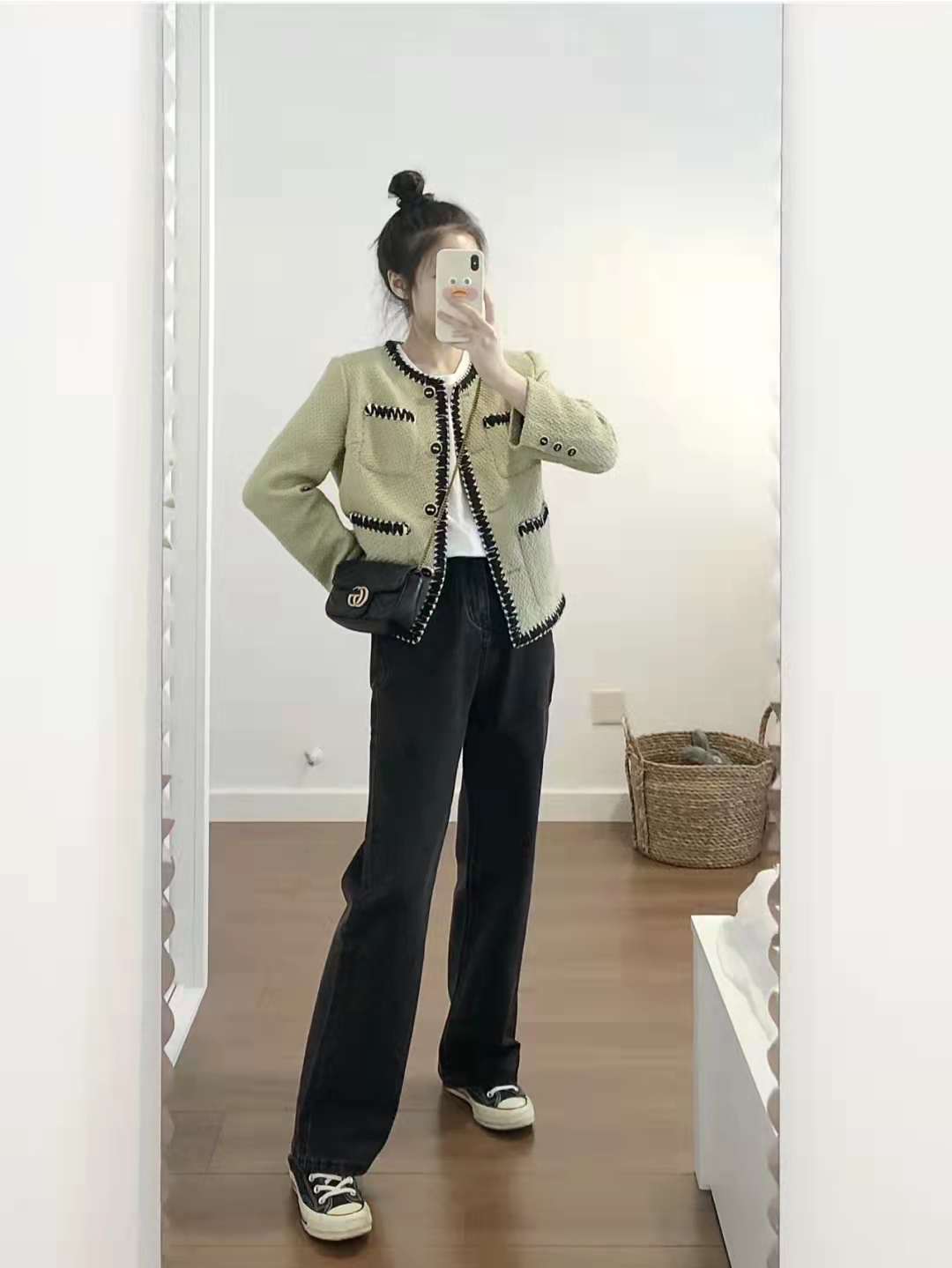 小香风外套怎么搭配衣服好看