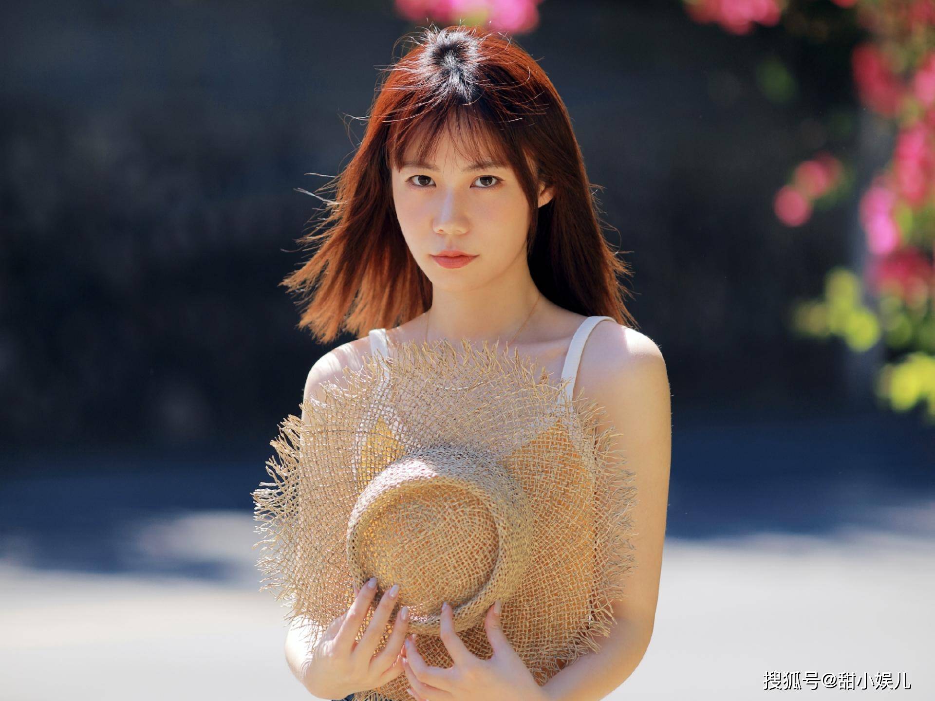 捧不红的5位星二代父母是圈内大佬抵不过易寒体质