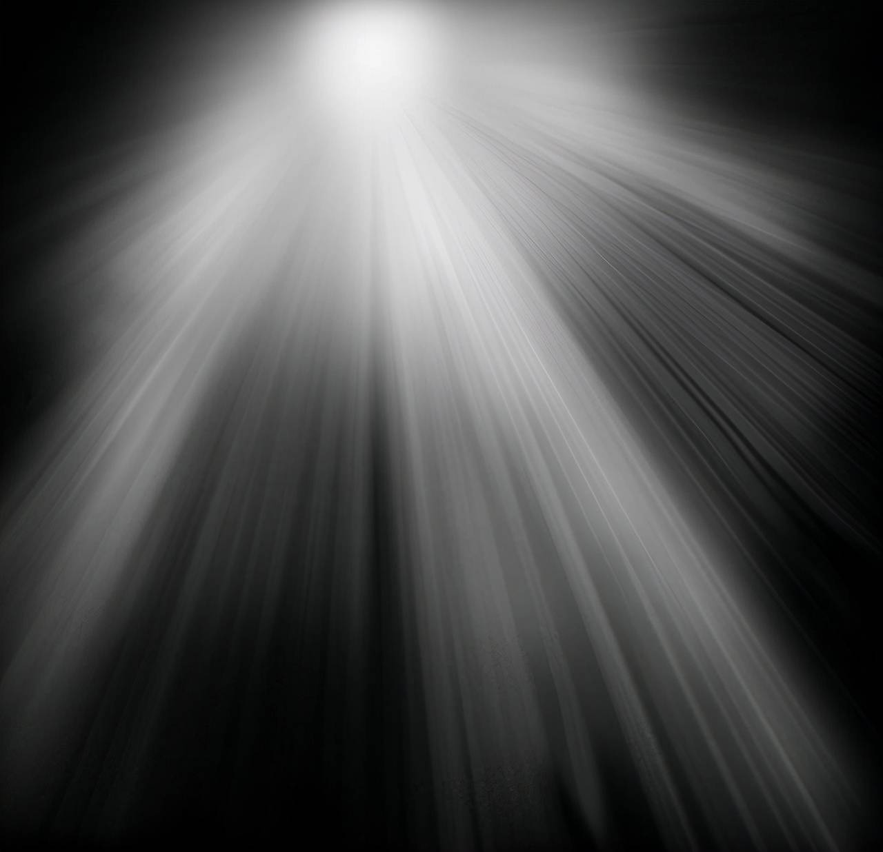 原创一束光线的命运当关闭手电筒光源后光线消失还是继续传播