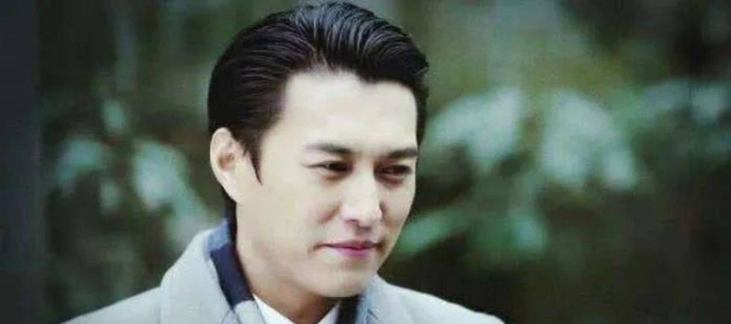 因为|“师奶杀手”靳东的纯情岁月，和他背后的两个离婚女人？