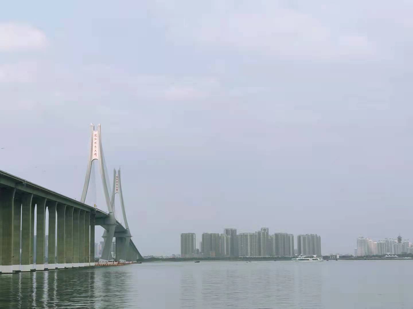 生活时尚护肤达人吴华镇:倾心打造精致女人