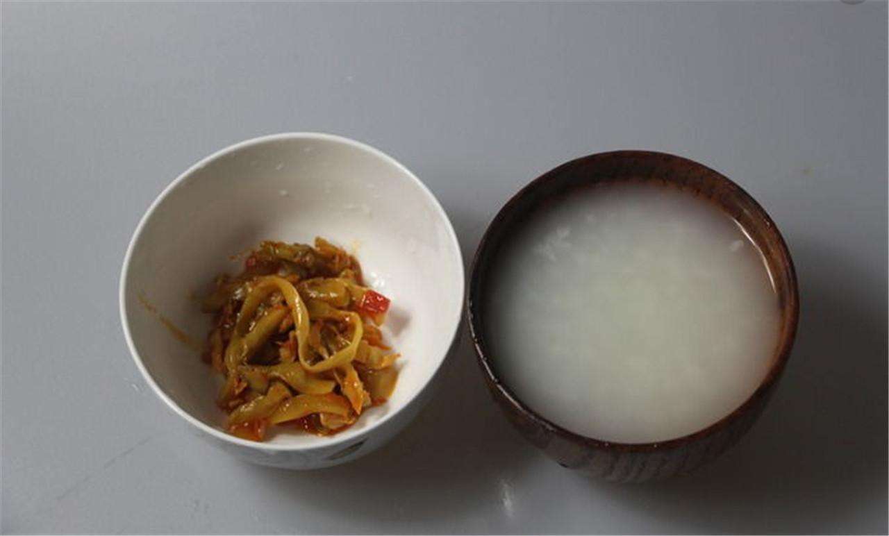 原创据传吃咸菜会致癌究竟还能不能吃要想没有健康风险谨记2点