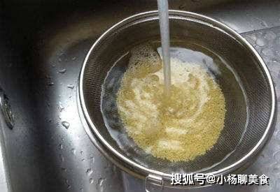 小米是开水下锅还是凉水下锅好 536a9bc2a21d46b68d1b9ec38de9a611.jpeg