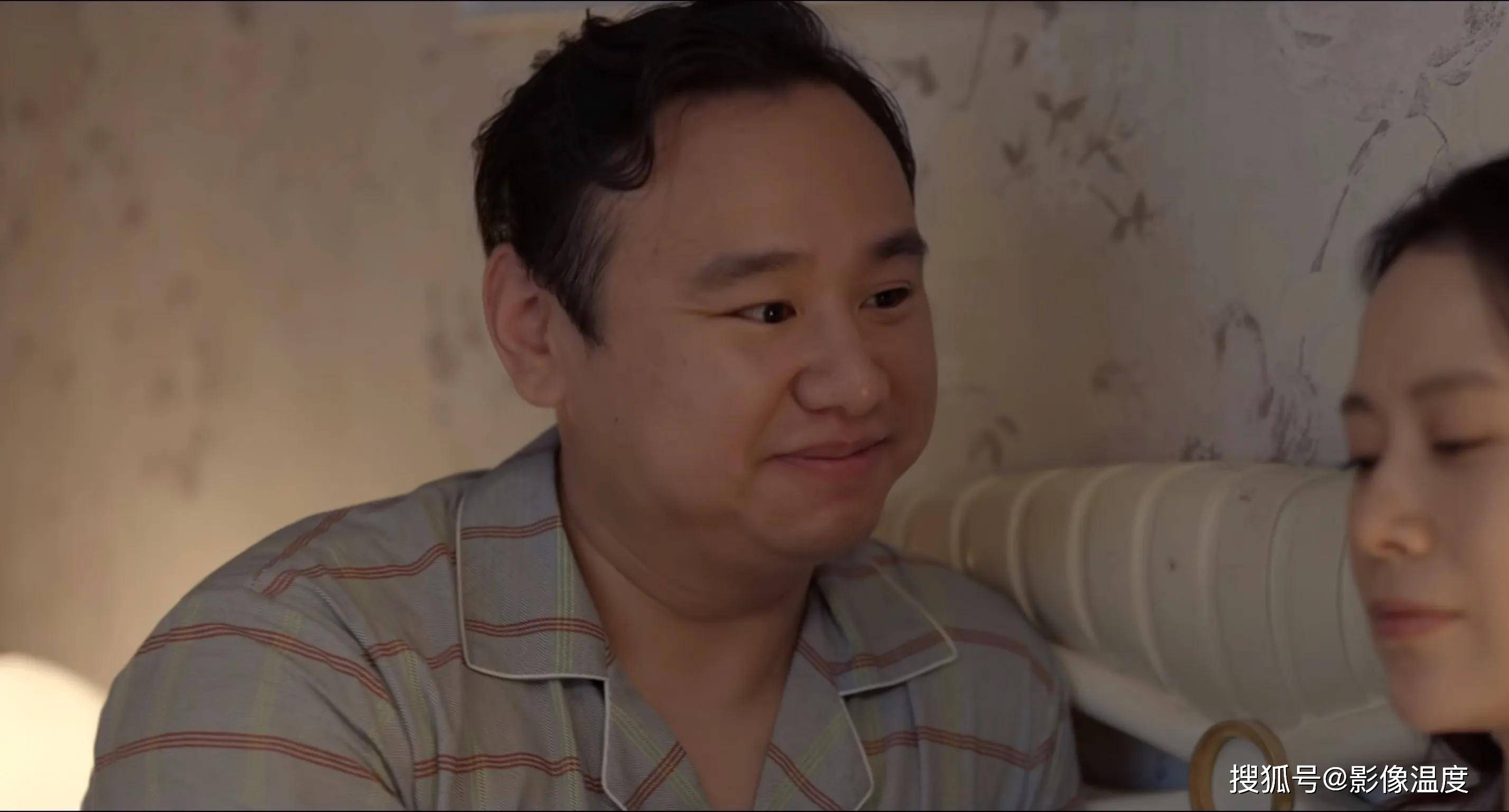 冯绍峰|《心居》首播：海清最抢眼，童瑶太霸气，冯绍峰张颂文最让人惊喜