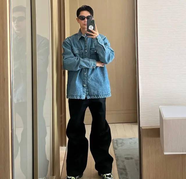 设计 太羞耻了！跟当红男明星谈恋爱都这么撩的吗？