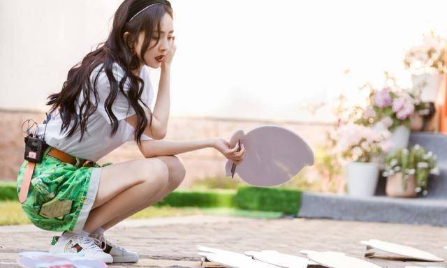 密逃3开播前发剧照杨幂邓伦美颜暴行特别嘉宾让人不安