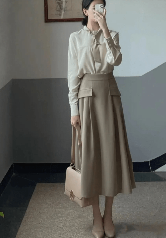 什么 女人穿衣如何摆脱“土气感”?款式经典,色系大方,才能优雅好看