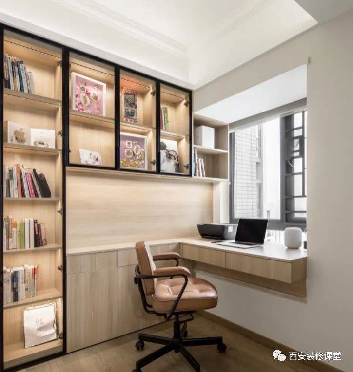 飘窗变书桌要不太浪费了