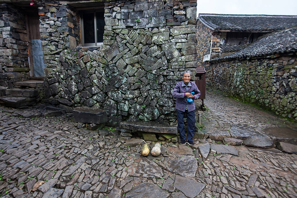 历史|浙江宁波有个石头村，风景如画民风淳朴，露营旅行选它没商量