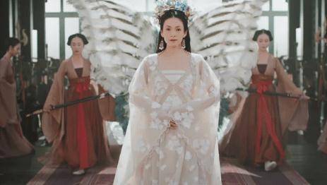 军旅|谎言真探走红的不是演员，而是他们的五官，余男的嘴、邢佳栋的眼