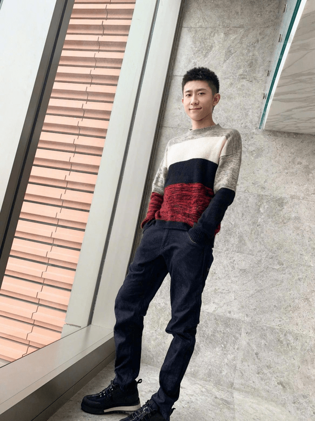 原创私下原来是这样接地气穿搭潮男范刘星本人无疑了