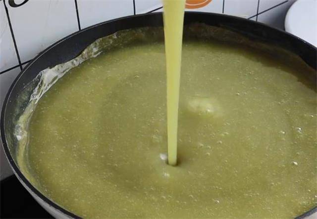 原创教你在家用绿豆做凉粉清凉劲道爽滑做法简单学会不用出去吃