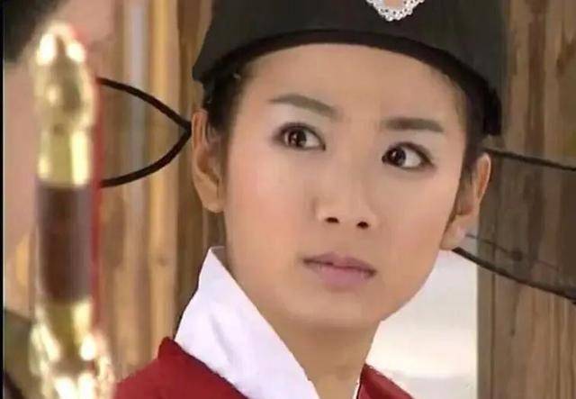 漂亮天生丽质的7位女星，要做“动美人”，结果个个脸僵“惨不忍睹”